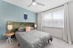 Airy 1BR luxe suite close to Downtown w/ fast WiFi - Image 3