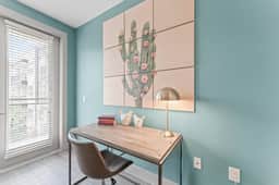 Airy 1BR luxe suite close to Downtown w/ fast WiFi - Image 4