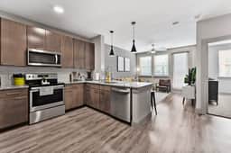 Elegant 1BR king suite close to DT w/ fast WiFi - Image 3