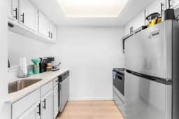 Central Chic 1BR close to UT, Moody Center, & DT - Image 4
