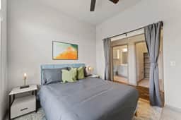 Airy 2BR king suite, fast WiFi, 8 min to Downtown - Image 3