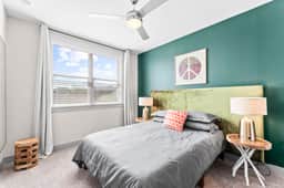 Luxe 1BR luxe suite close to Downtown w/ fast WiFi - Image 2