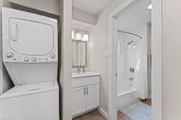 Charming studio close to Downtown and Domain - Image 4