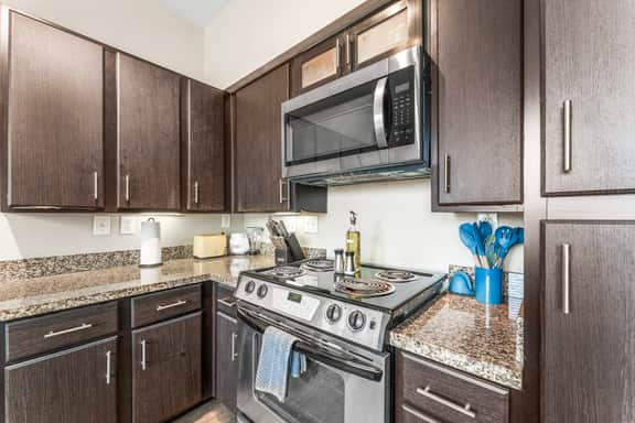 Fun SoCo 1BR King Suite w/ GymPickleballLaundry - Image 3