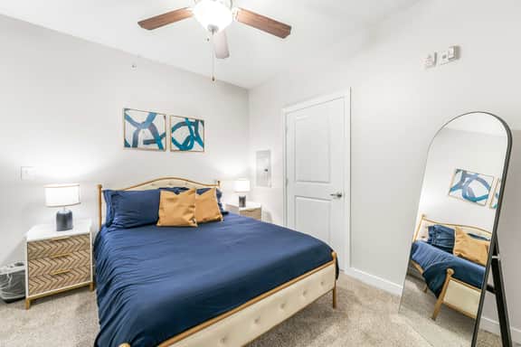 Boho SoCo 1BR Queen Suite w/ GymPickleballLaundry - Image 2