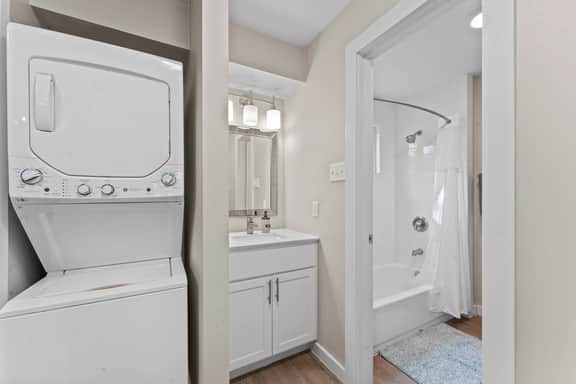 Charming studio close to Downtown and Domain - Image 4